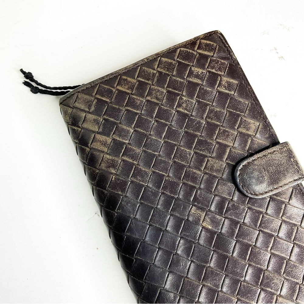 Bottega Veneta Wallet Brown Woven Leather Zip Around Organizer - Picture 3 of 10